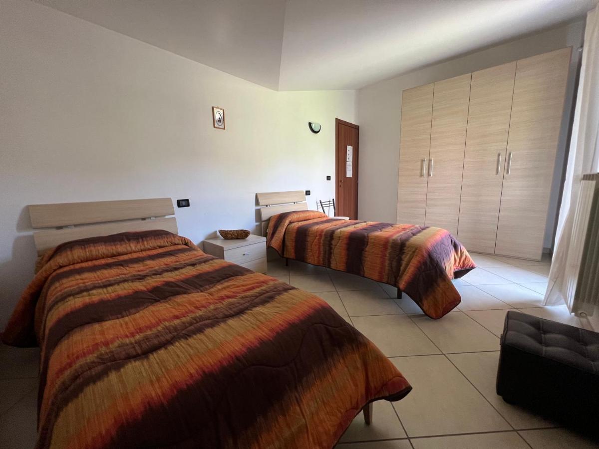 Casa Meraviglia Apartment Montesilvano Marina Екстериор снимка