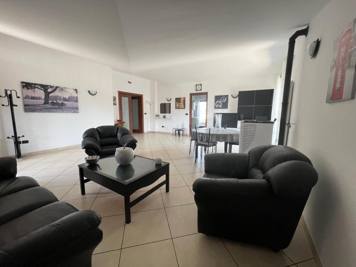 Casa Meraviglia Apartment Montesilvano Marina Екстериор снимка