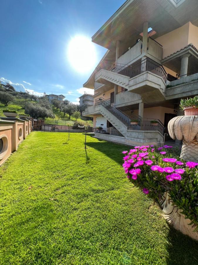 Casa Meraviglia Apartment Montesilvano Marina Екстериор снимка